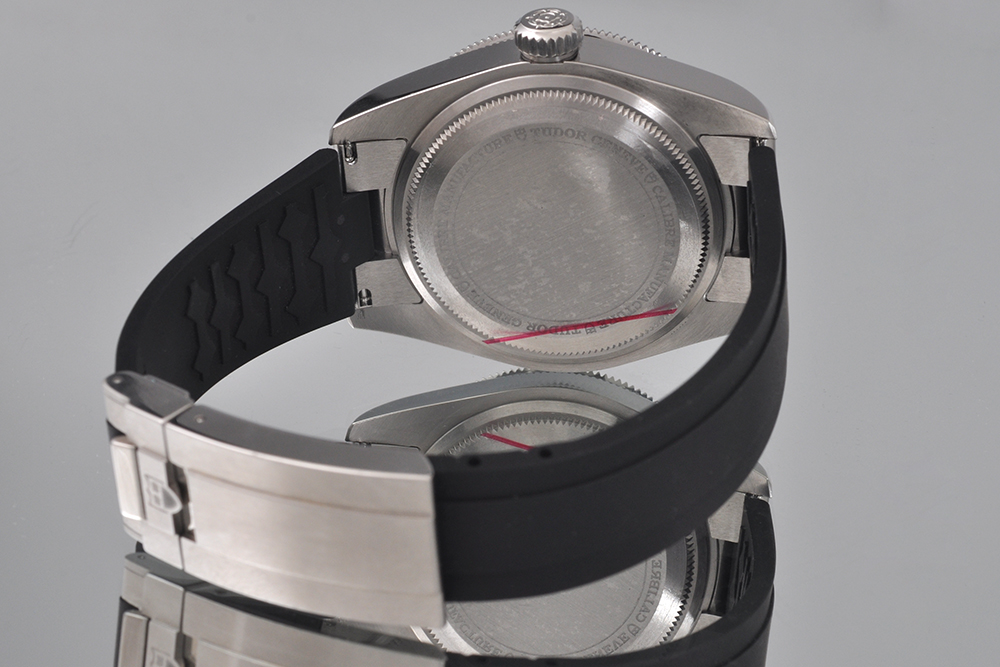 9510091030012-09 Tudor Black Bay 7941A1A0NU