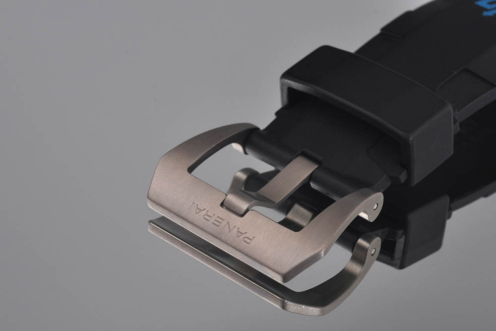 9510212010012-10 Panerai Luminor Submersible PAM00614