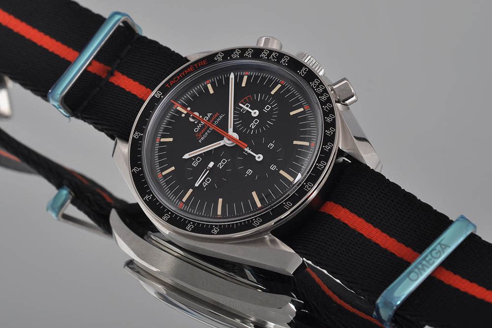 9510289090012-07 OMEGA Speedy Ultraman 31112423001001