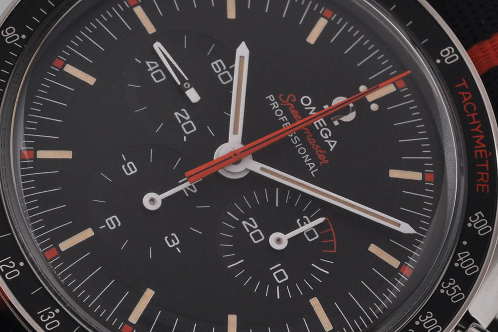 9510289090012-08 OMEGA Speedy Ultraman 31112423001001