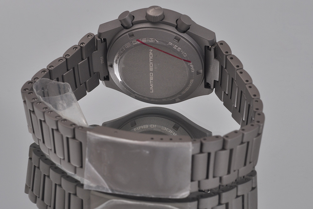 9610035010012-09 Porsche Design P6000