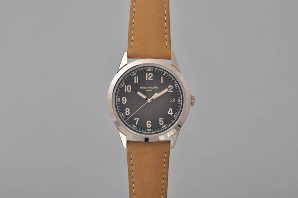 Patek Philippe Calatrava 5226G-001