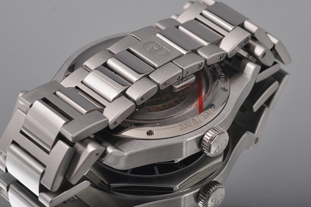 9610117050012-10 Girard Perregaux Laureato 81010-11-634-11A