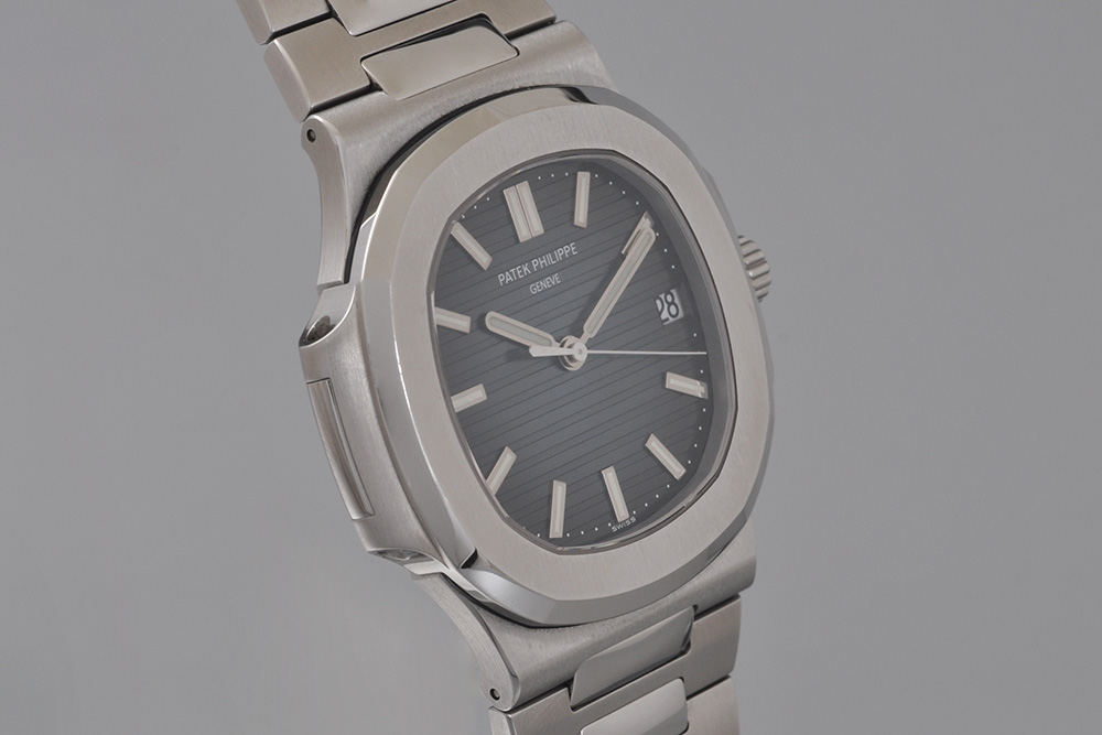 9610303030012-06 Patek Philippe Nautilus 5711/1A-011