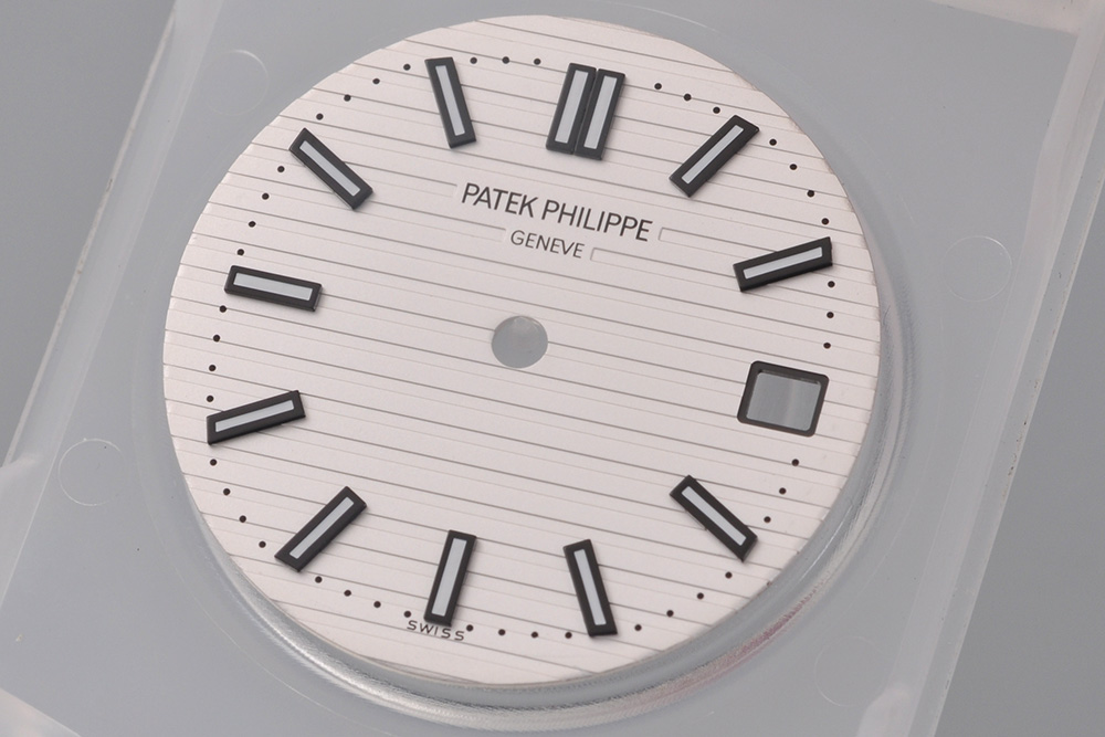 9610303030012-11 Patek Philippe Nautilus 5711/1A-011