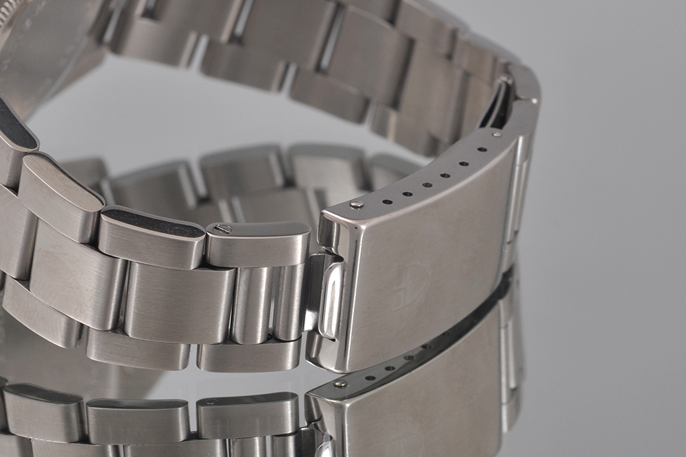 9910033120011-10 Tudor Oysterdate Big Block 79170