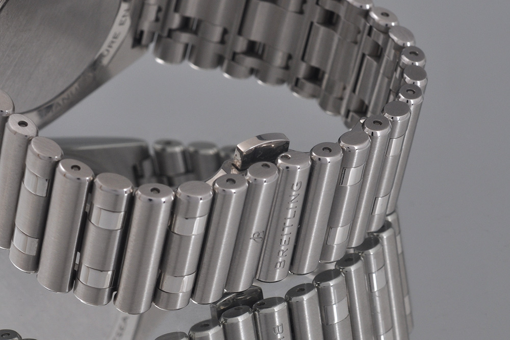 9610109060012-10-1 BREITLING Chronomat GMT 40