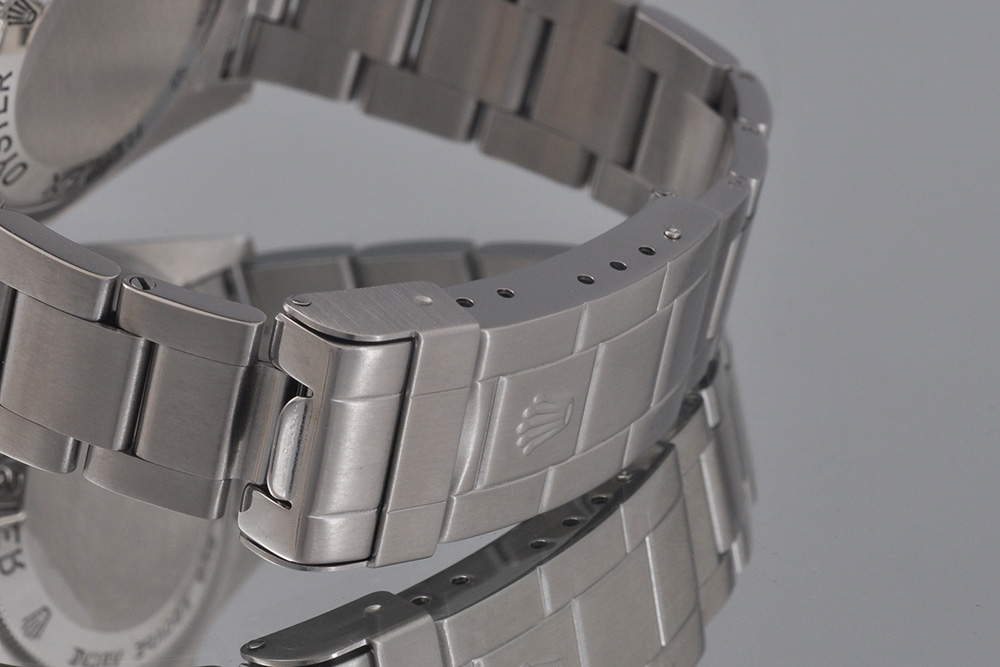 9610163020012-10 ROLEX Sea-Dweller 16600