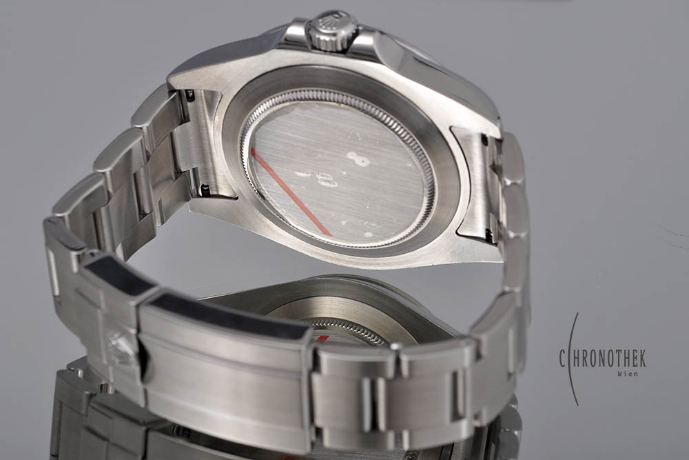 9610210070012-09 ROLEX Explorer II 216570