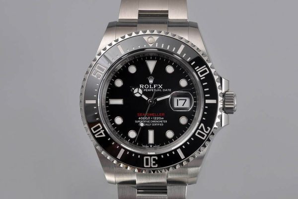 ROLEX Sea-Dweller 126600